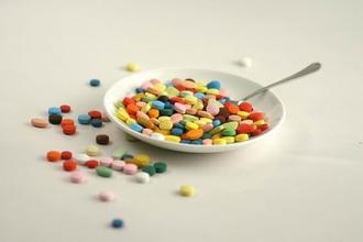 药用辅料市场规模增长，增长快率较快