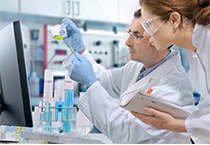 6月9号，PP电子游戏出席了2011中国（南京）国际生物医药合作论坛