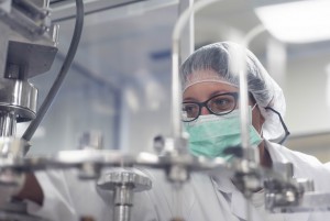 药品注册受理工作调整：12月1日起，凡由总局审评审批的注册申请均由总局受理