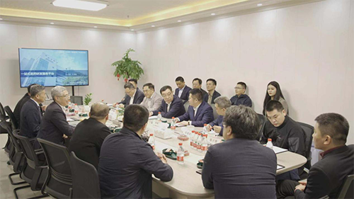 十二届全国政协副主席马培华、中国中幼贸易企业协会名望会长董树奎一行人光临PP电子游戏