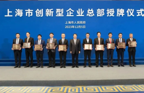 2023 成立并美满了BSL-2尝试室，用于细胞和溶瘤病毒药物的钻研.jpg